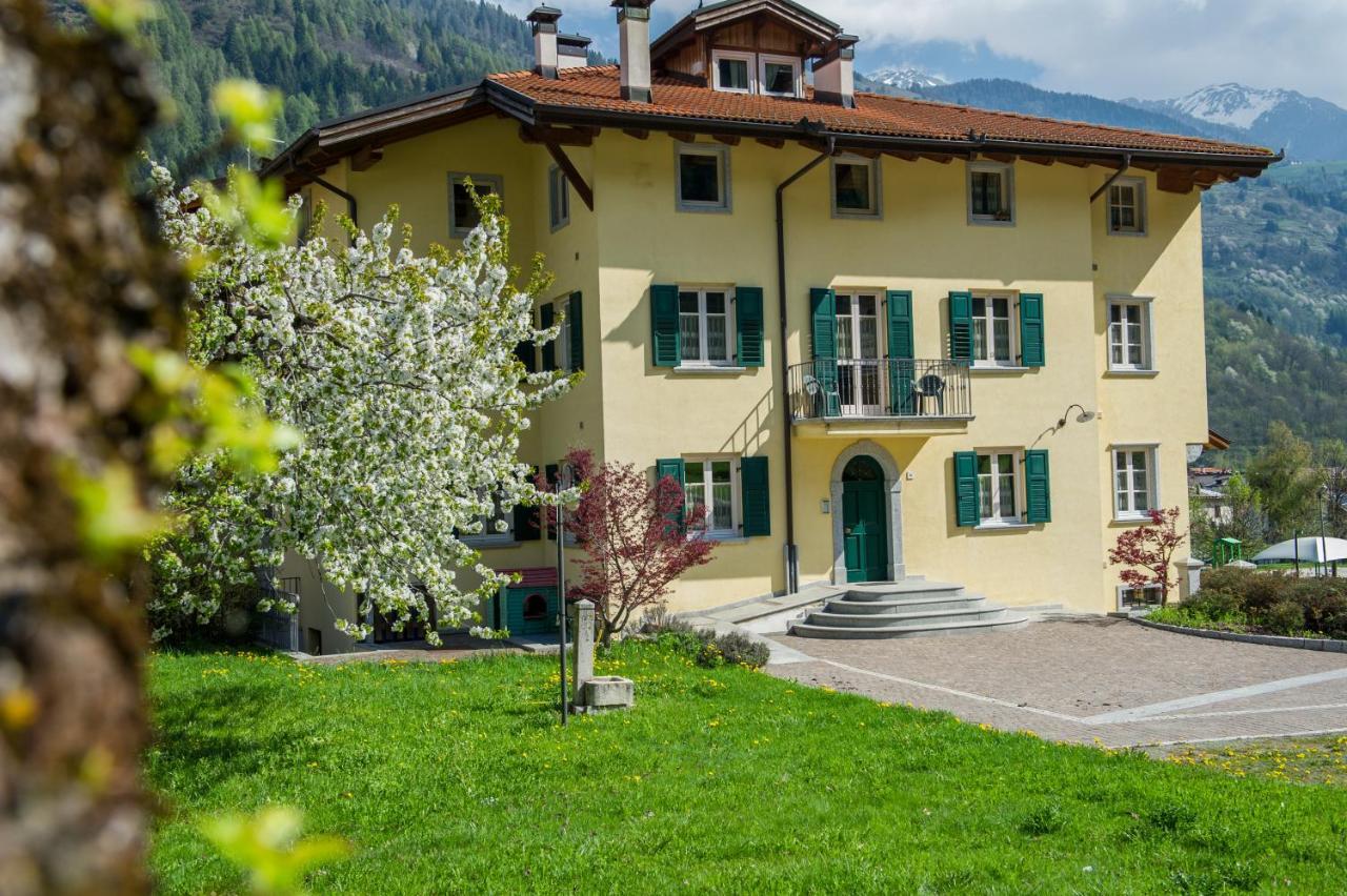 Casa Tomaselli Aparthotel Pellizzano Kültér fotó